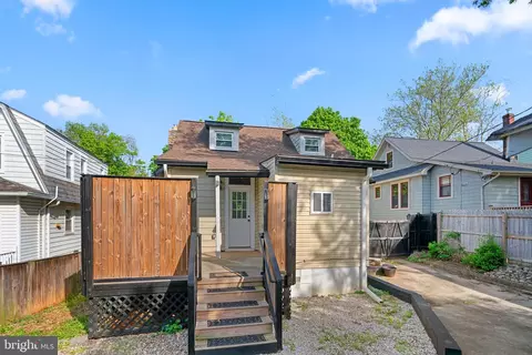 Exterior - 5310 Brabant Rd, Baltimore, MD 21229 photo 6 of 10