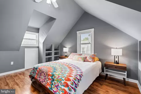Bedroom - 5310 Brabant Rd, Baltimore, MD 21229 photo 4 of 5