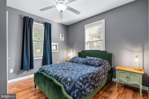 Bedroom - 5310 Brabant Rd, Baltimore, MD 21229 photo 2 of 5