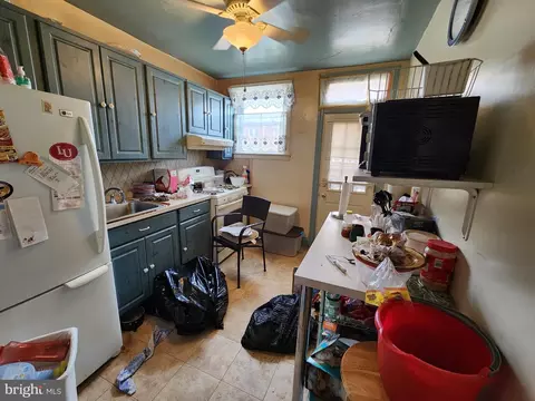 Kitchen - 3906 Cranston Ave, Baltimore, MD 21229 photo 1 of 1