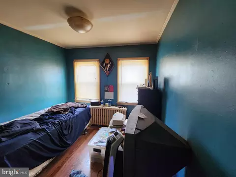 Bedroom - 3906 Cranston Ave, Baltimore, MD 21229 photo 1 of 3