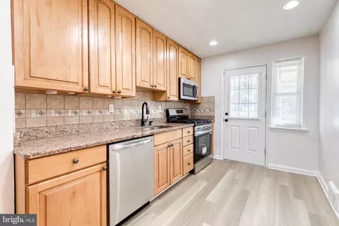 Kitchen - 2012 Northbourne Rd, Baltimore, MD 21239 photo 3 of 5