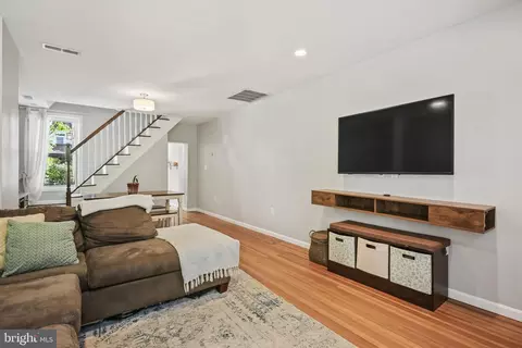 Other - 249 S Castle St, Baltimore, MD 21231 photo 3 of 10