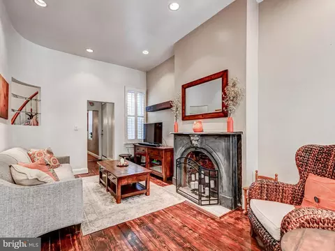 2122 E Lombard St E, Baltimore, MD 21231 photo 5
