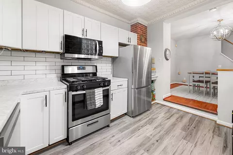 Kitchen - 410 E Clement St, Baltimore, MD 21230 photo 3 of 4