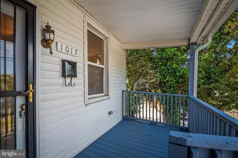 Exterior - 1015 Rectory Ln, Baltimore, MD 21211 photo 6 of 7