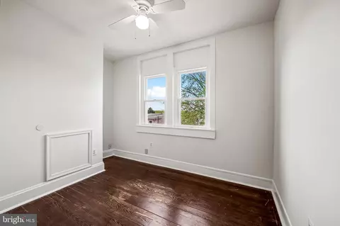 Bedroom - 1015 Rectory Ln, Baltimore, MD 21211 photo 4 of 6