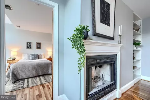 Entry Way - 702 S Wolfe St #5, Baltimore, MD 21231 photo 1 of 2