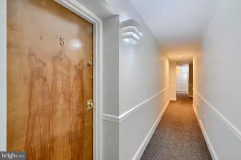 Entry Way - 702 S Wolfe St #5, Baltimore, MD 21231 photo 2 of 2