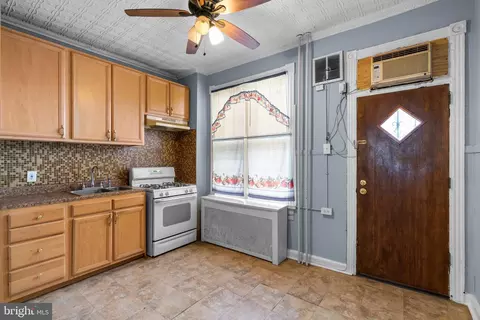 1903 E Lafayette Ave, Baltimore, MD 21213 photo 15