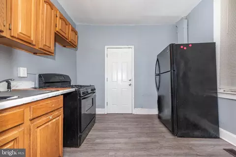 Entry Way - 3026 Rayner Ave, Baltimore, MD 21216 photo 2 of 3