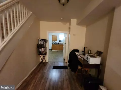 Entry Way - 162 N Decker Ave, Baltimore, MD 21224 photo 2 of 3
