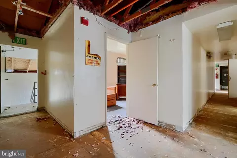 116 Callender St, Baltimore, MD 21201 photo 33