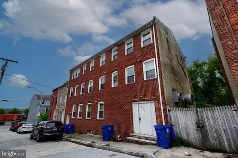 116 Callender St, Baltimore, MD 21201 photo 2