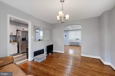 Other - 825 Wicklow Rd, Baltimore, MD 21229 photo 3 of 5