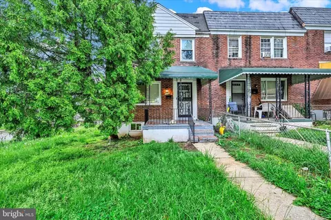 825 Wicklow Rd, Baltimore, MD 21229