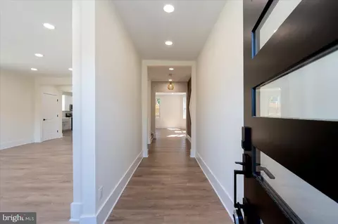 Entry Way - 2918 E Cold Spring Ln, Baltimore, MD 21214 photo 1 of 16