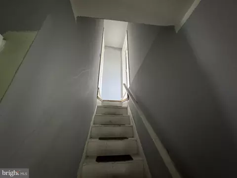 Entry Way - 1505 Ramsay St, Baltimore, MD 21223 photo 6 of 7