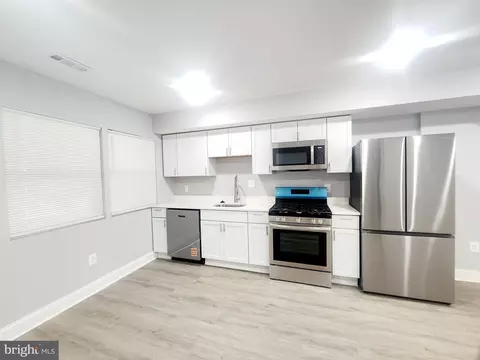 3105 Frisby St, Baltimore, MD 21218