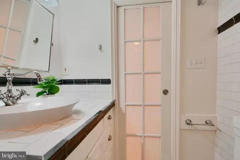 Bath - 3301 Clyde St, Baltimore, MD 21224 photo 8 of 8