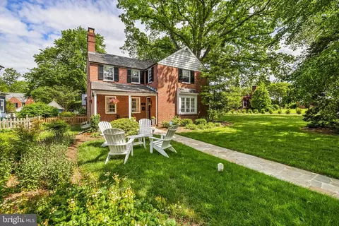 328 Broxton Rd, Baltimore, MD 21212
