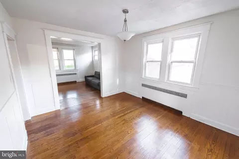 Living - 6419 Sefton Ave, Baltimore, MD 21214 photo 5 of 8