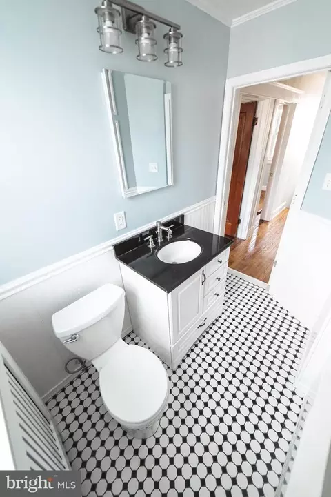 Bath - 6419 Sefton Ave, Baltimore, MD 21214 photo 2 of 3
