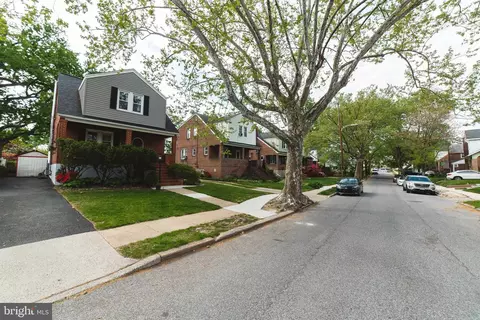 View/Area - 6419 Sefton Ave, Baltimore, MD 21214 photo 1 of 2
