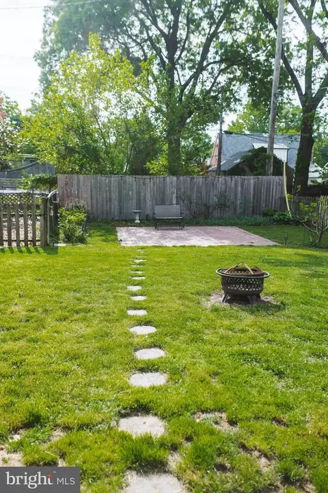 Exterior - 6419 Sefton Ave, Baltimore, MD 21214 photo 7 of 12