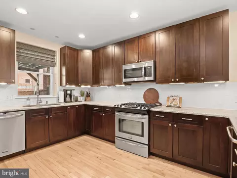 Kitchen - 607 S Clinton St, Baltimore, MD 21224 photo 4 of 5