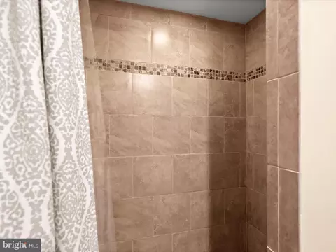 Other - 607 S Clinton St, Baltimore, MD 21224 photo 11 of 12