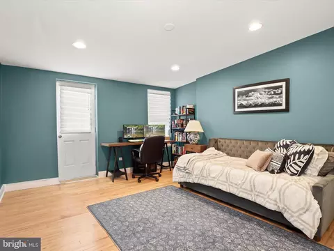 Bedroom - 607 S Clinton St, Baltimore, MD 21224 photo 5 of 5