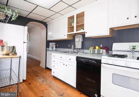 1320 Union Ave, Baltimore, MD 21211 photo 10