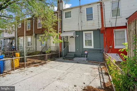 Exterior - 3430 Elmley Ave, Baltimore, MD 21213 photo 4 of 7