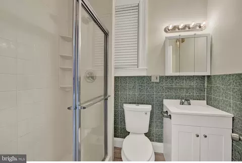 Bath - 404 Cornwall St, Baltimore, MD 21224 photo 1 of 1