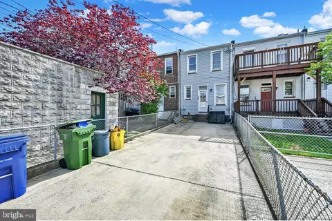 Exterior - 404 Cornwall St, Baltimore, MD 21224 photo 2 of 2