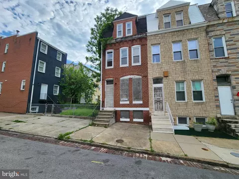 121 N Mount St, Baltimore, MD 21223 photo 3