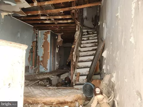 128 N Mount St, Baltimore, MD 21223 photo 5