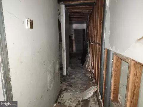 1623 W Lexington St, Baltimore, MD 21223 photo 11