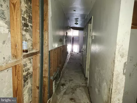 1623 W Lexington St, Baltimore, MD 21223 photo 15