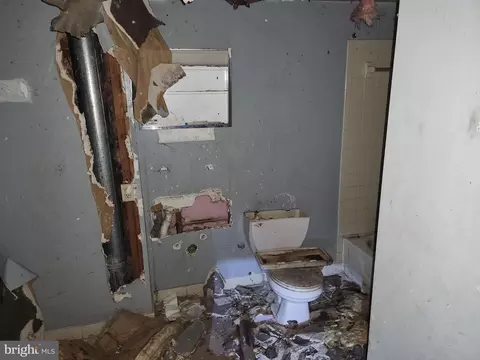 1623 W Lexington St, Baltimore, MD 21223 photo 21