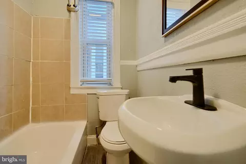 2015 Division St, Baltimore, MD 21217 photo 22