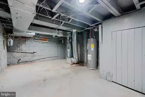2015 Division St, Baltimore, MD 21217 photo 24