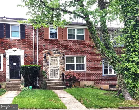 653 Charraway Rd, Baltimore, MD 21229