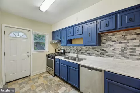 5509 Lothian Rd, Baltimore, MD 21212 photo 12