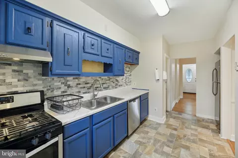 5509 Lothian Rd, Baltimore, MD 21212 photo 13