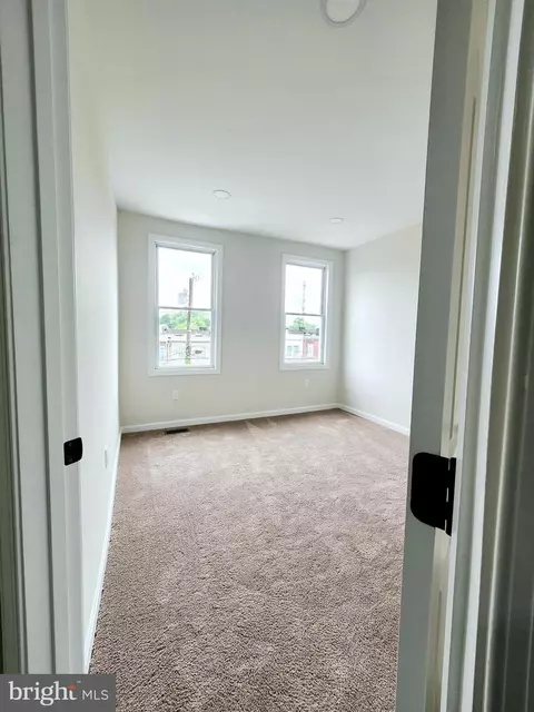 2633 Garrett Ave, Baltimore, MD 21218 photo 10