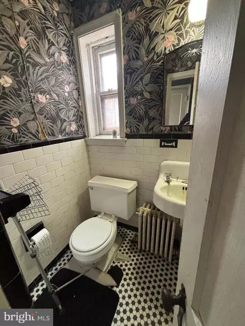 806 Quail St, Baltimore, MD 21224 photo 11