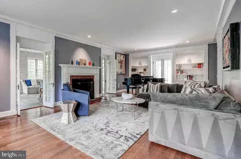 Living - 3 Whitfield Rd, Baltimore, MD 21210 photo 1 of 2