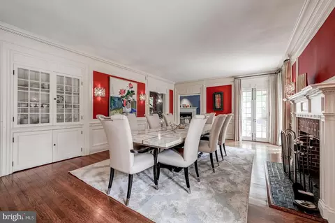 Dining - 3 Whitfield Rd, Baltimore, MD 21210 photo 3 of 3